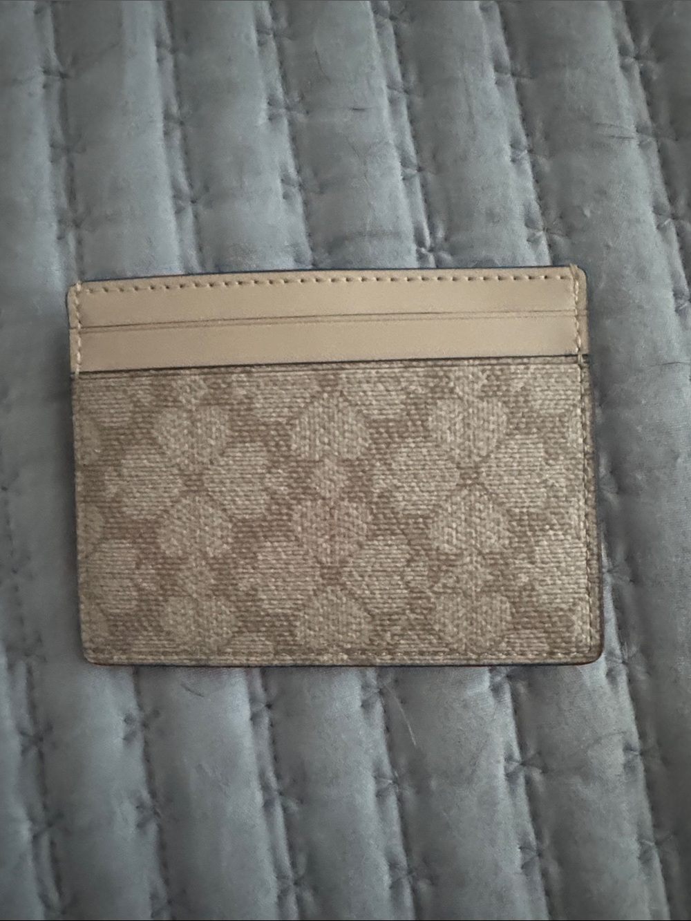 kate spade Beige and Cream Card Holder with Spade Logo - Picture 3 of 3